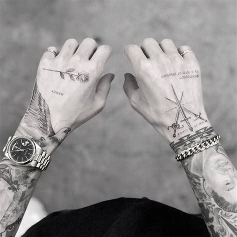 hand tattoos for men